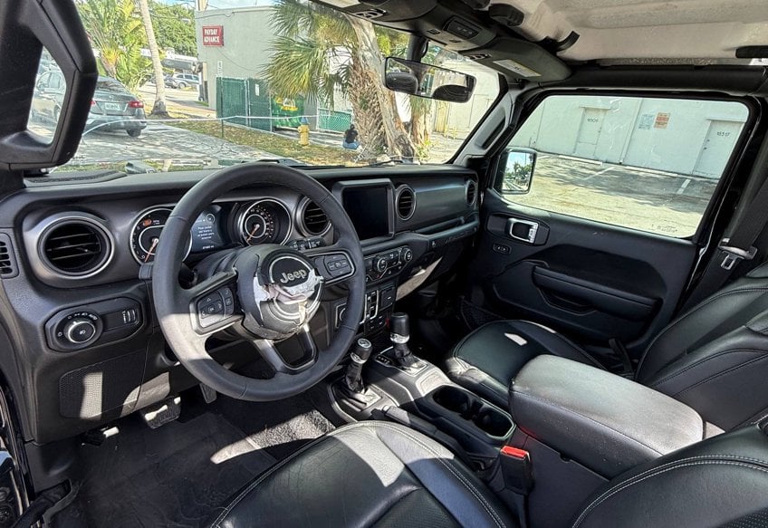 2023 Jeep Wrangler Sport - 1C4HJXDG4PW647119 photo 10