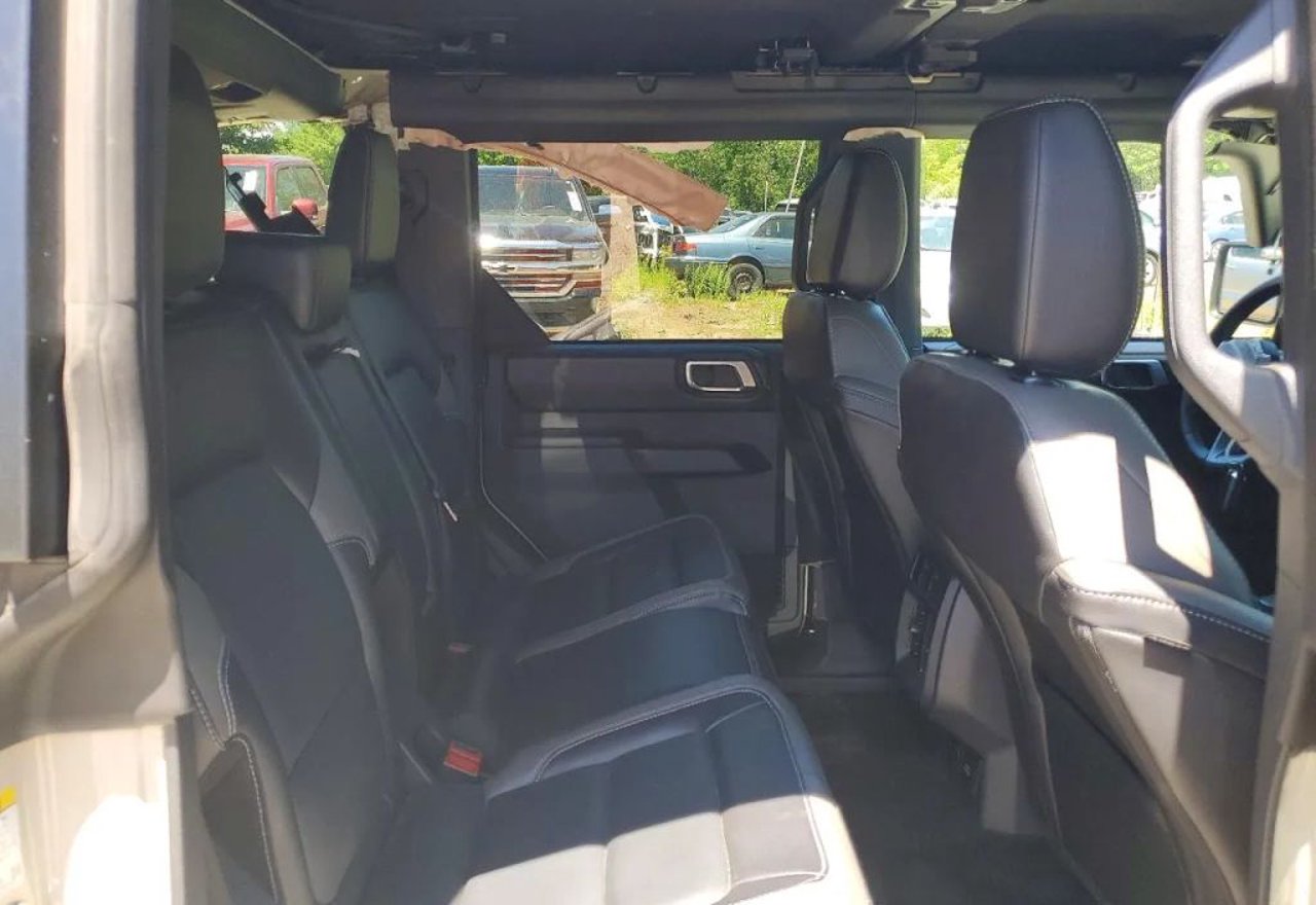2025 Ford Bronco Outer Banks - 1FMEE8BH2SLB80653 photo 21