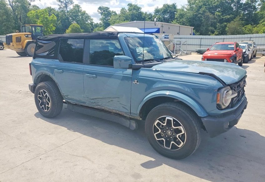 2022 Ford Bronco Base - 1FMDE5BH4NLB02826 photo 1