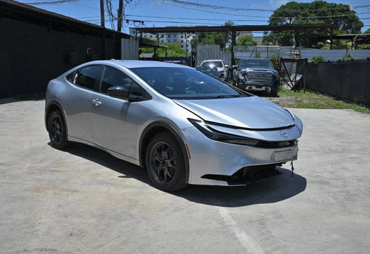 2024 Toyota Prius LE - JTDACAAU5R3020209 photo 1