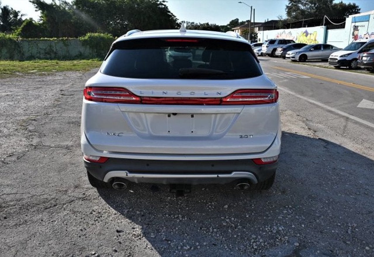 2017 Lincoln MKC Reserve Sport Utility 4D - 5LMCJ3C92HUL11058 photo 45