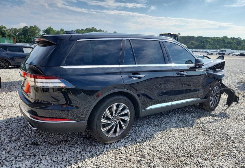 2025 Lincoln Aviator Premiere - 5LM5J6WC2SGL15957 photo 3