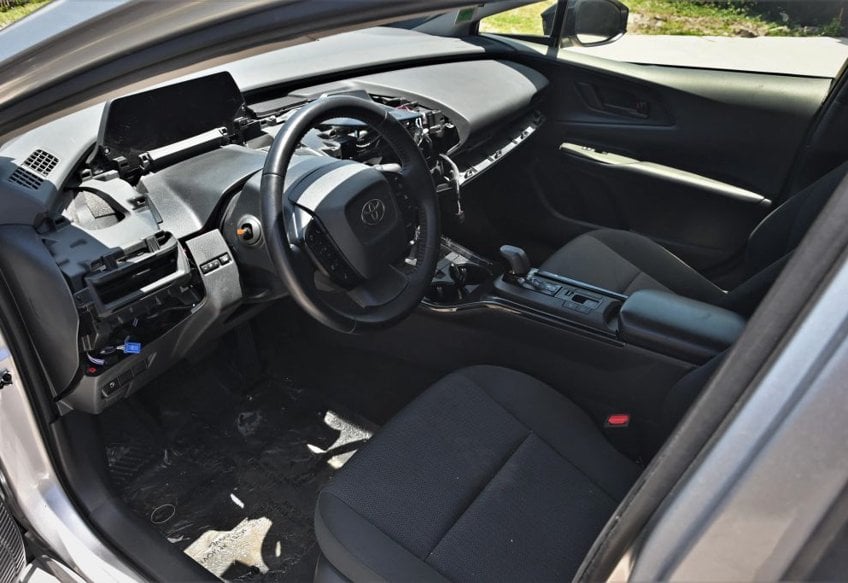 2024 Toyota Prius LE - JTDACAAU5R3020209 photo 9