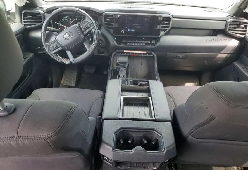 2025 Toyota Tundra SR - 5TFKB5DB8SX327106 photo 9
