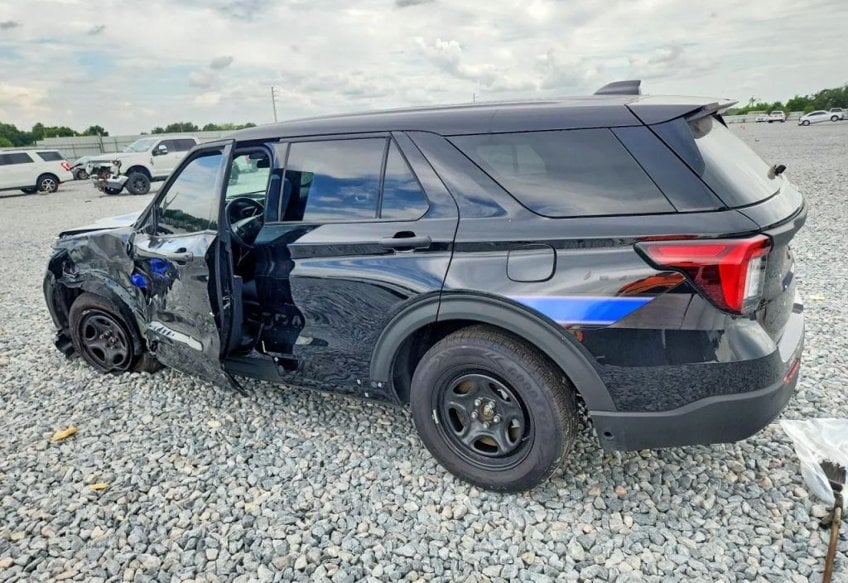2025 Ford Explorer Police Interceptor Utility - 1FM5K8AB5SGB57706 photo 4