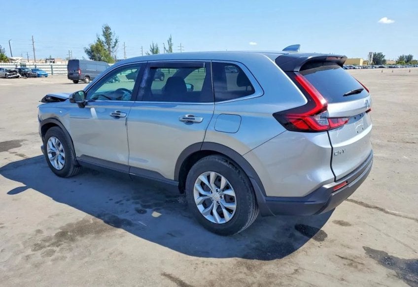 2025 Honda CR-V LX - 5J6RS3H27SL010237 photo 4