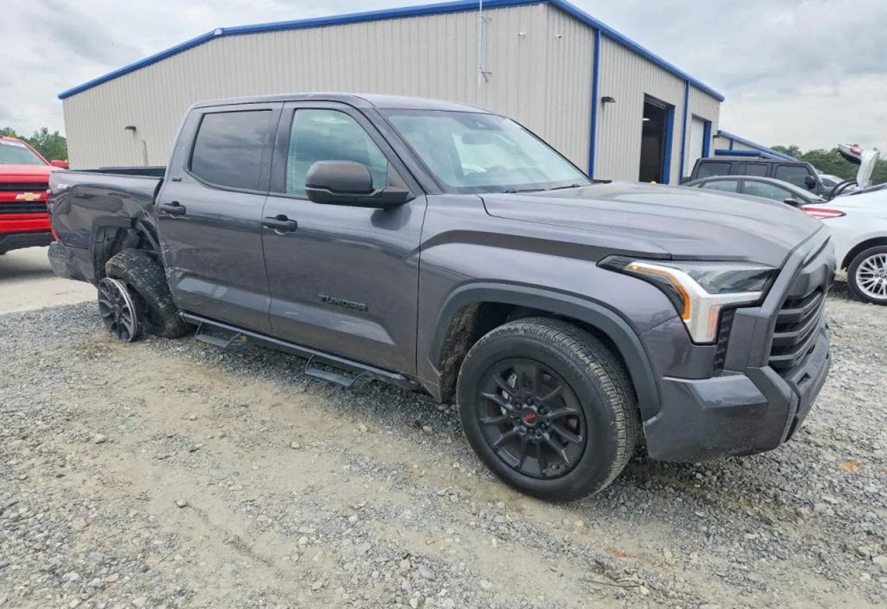 2022 Toyota Tundra SR5 - 5TFLA5AB4NX019379 photo 13