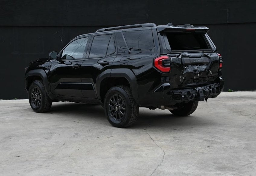 2025 Toyota 4Runner SR5 - JTEVA5AR0S5001969 photo 4