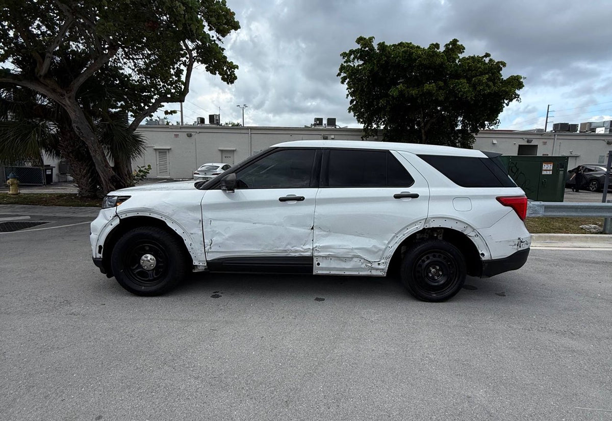 2021 Ford Explorer Police Interceptor Utility - 1FM5K8AB6MGA19384 photo 16