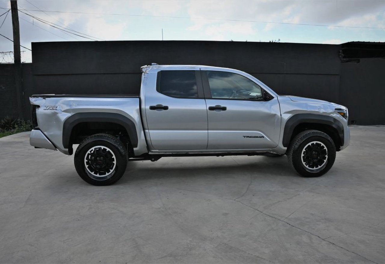 2024 Toyota Tacoma TRD Off-Road - 3TYLB5JN5RT024064 photo 22