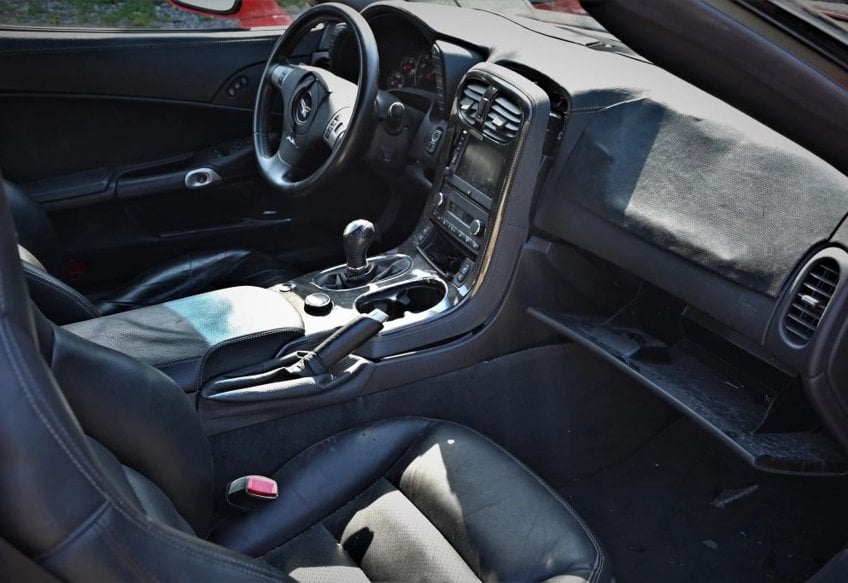 2010 Chevrolet Corvette ZR1 - 1G1YN2DT6A5800352 photo 15