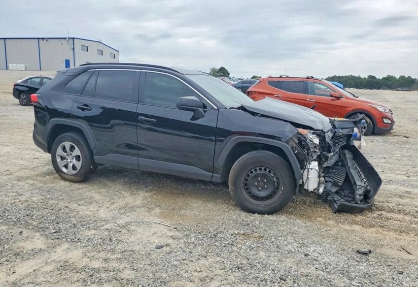 2020 Toyota RAV4 LE - 2T3H1RFV7LW083420 photo 2
