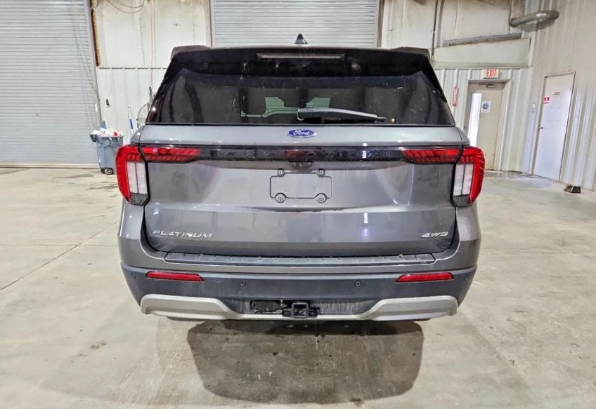 2025 Ford Explorer Platinum - 1FMUK8HH4SGB66807 photo 6