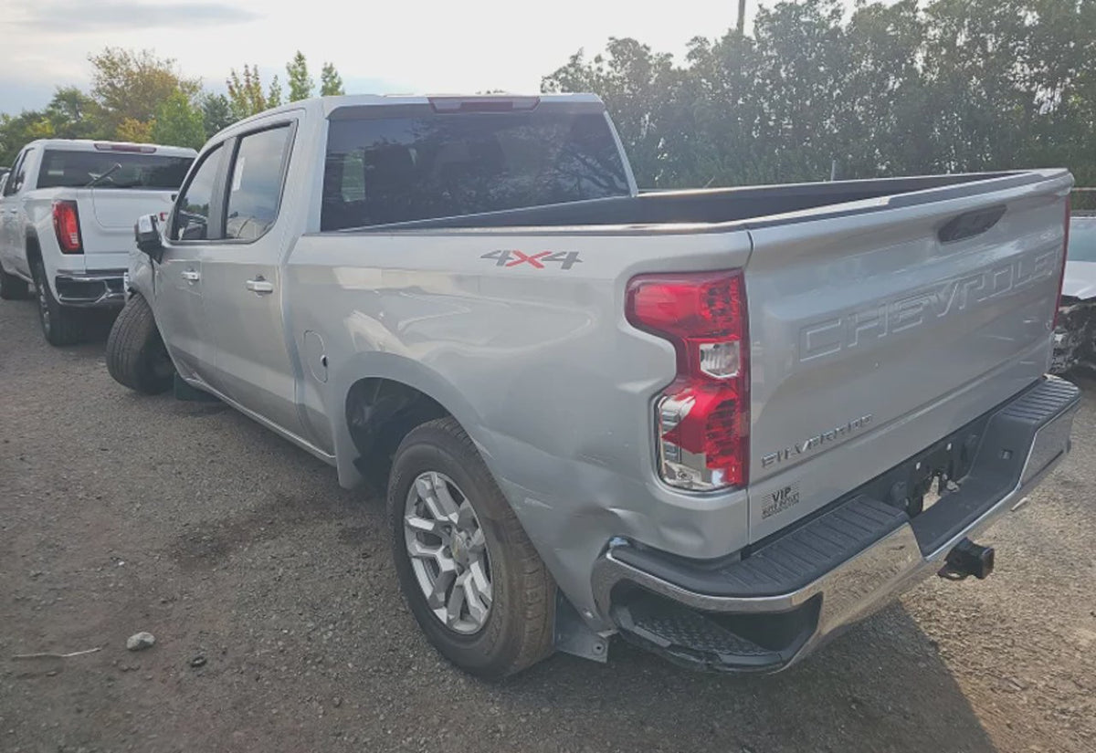 2022 Chevrolet Silverado 1500 LT - 1GCPDKEK5NZ547843 photo 13