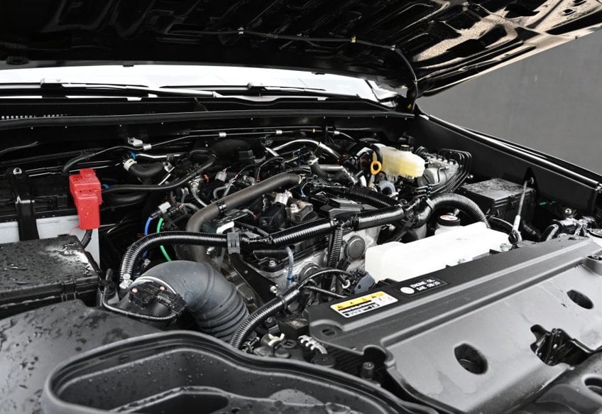 2025 Toyota 4Runner SR5 - JTEVA5AR0S5001969 photo 17