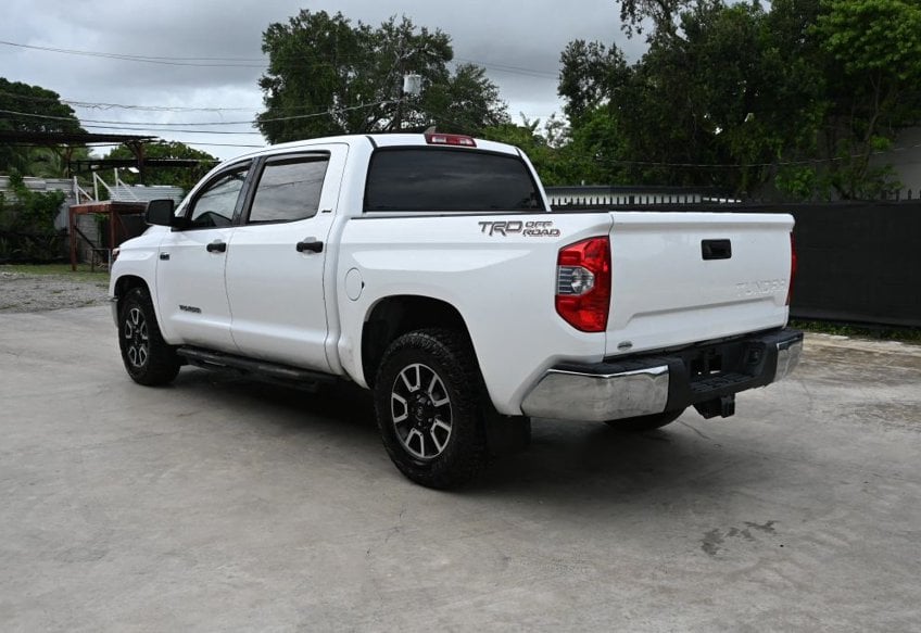 2020 Toyota Tundra SR5 - 5TFEY5F18LX261819 photo 3