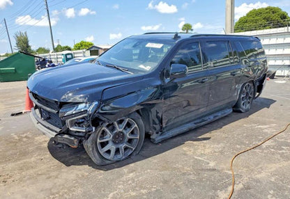 2022 Chevrolet Suburban RST Sport Utility 4D - 1GNSKEKD9NR127484 photo 13
