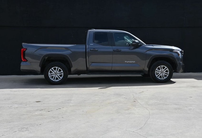 2024 Toyota Tundra SR5 - 5TFLA5DA6RX172581 photo 5