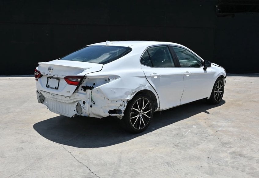 2022 Toyota Camry SE - 4T1G11AK6NU073192 photo 4