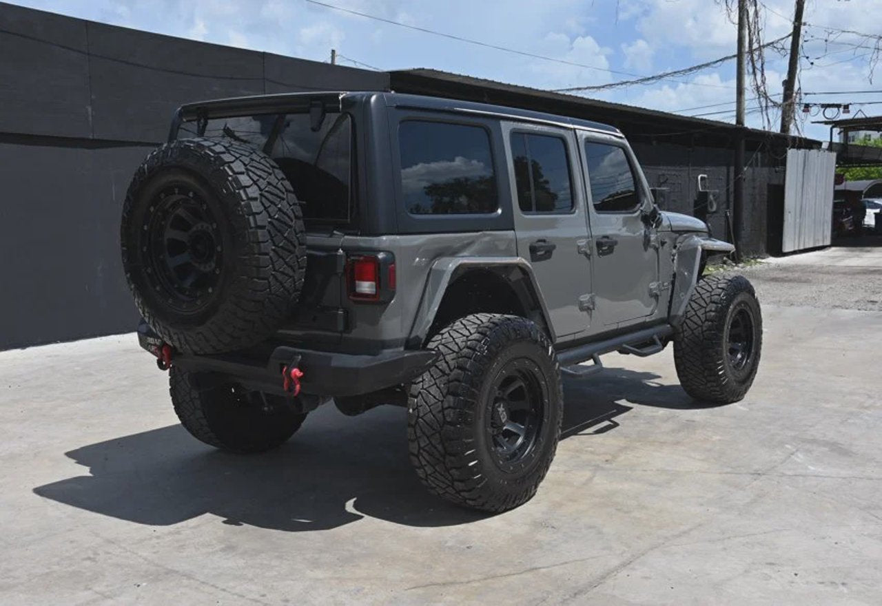 2019 Jeep Wrangler Unlimited Sahara - 1C4HJXEN2KW594555 photo 24
