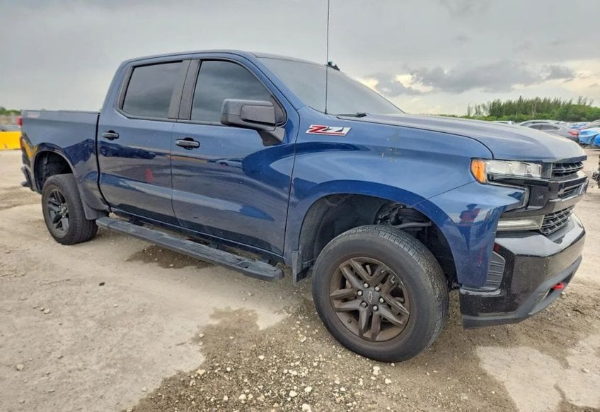 2021 Chevrolet Silverado 1500 LT Trail Boss - 3GCPYFED8MG421973 photo 1