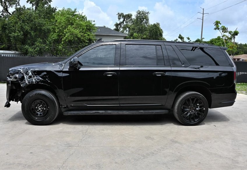 2022 Cadillac Escalade ESV Luxury - 1GYS4JKL5NR316078 photo 6