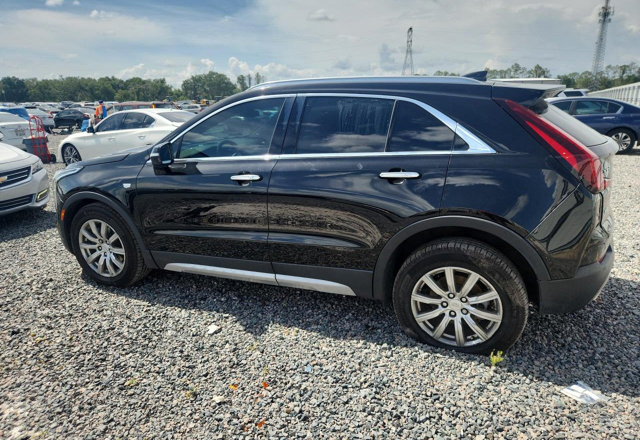 2021 Cadillac XT4 Premium Luxury - 1GYFZDR4XMF077257 photo 14