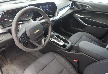 2025 Chevrolet Trax LS - KL77LFEPXSC170394 photo 9