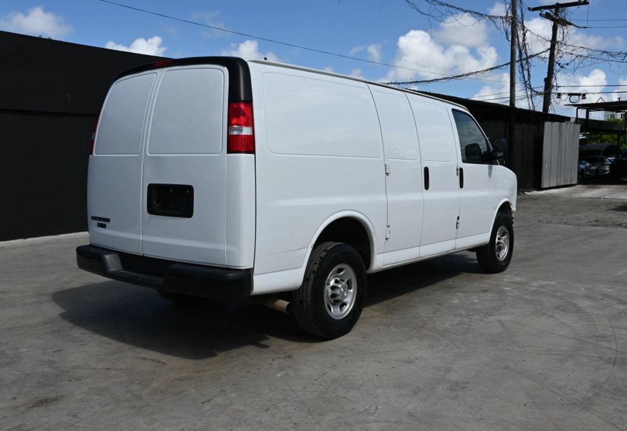 2023 Chevrolet Express 2500 - 1GCWGAFP0P1259348 photo 17