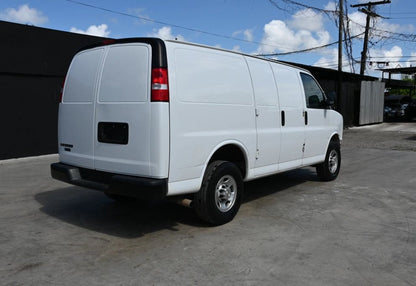 2023 Chevrolet Express 2500 - 1GCWGAFP0P1259348 photo 17