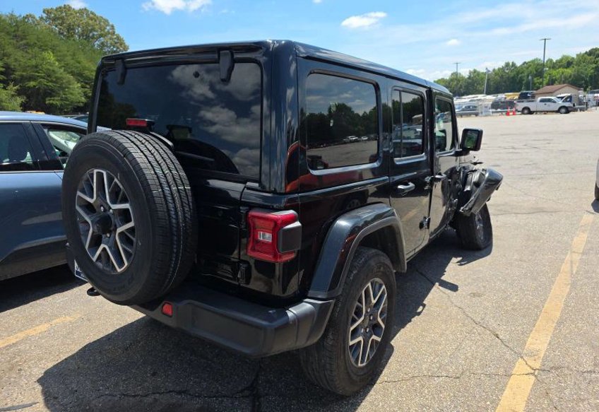 2025 Jeep Wrangler Sahara Sport Utility 4D - 1C4PJXEN3SW592132 photo 3