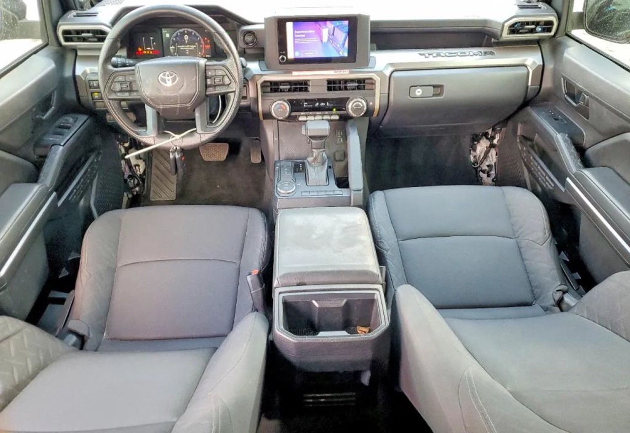 2025 Toyota Tacoma SR5 - 3TMKB5FNXSM036068 photo 18