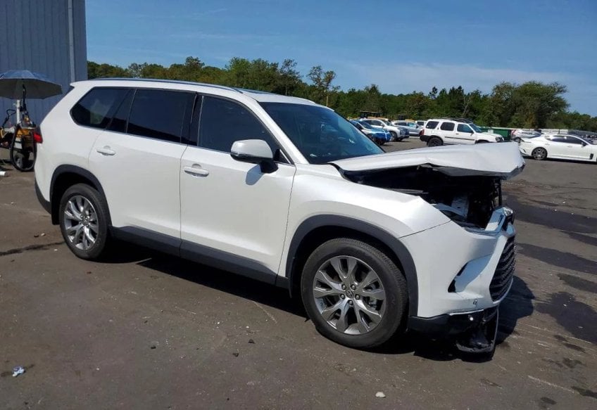 2024 Toyota Grand Highlander Limited - 5TDAAAB5XRS041973 photo 1