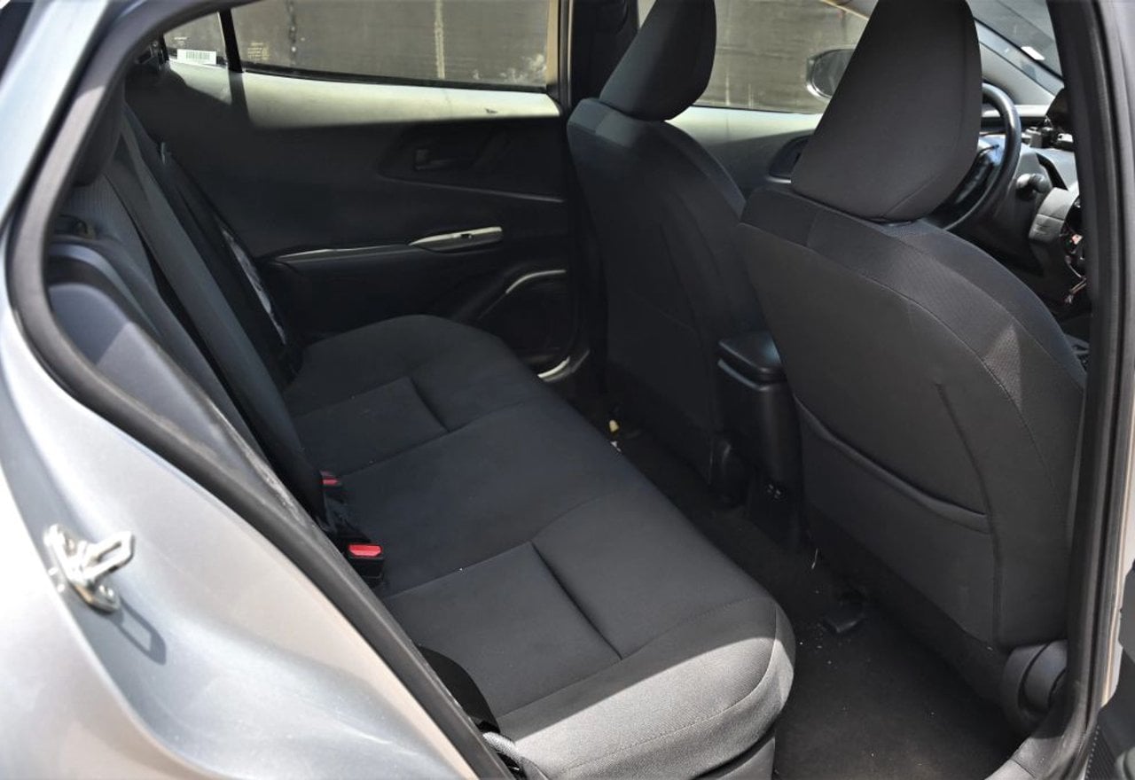 2024 Toyota Prius LE - JTDACAAU5R3020209 photo 25