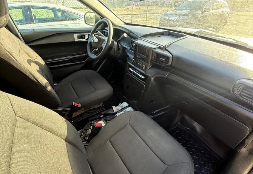 2023 Ford Explorer Police Interceptor Utility - 1FM5K8AB6PGB99096 photo 10