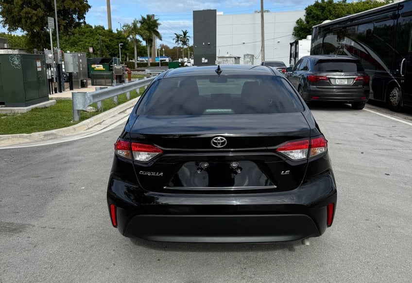 2023 Toyota Corolla LE - 5YFB4MDE3PP019989 photo 8
