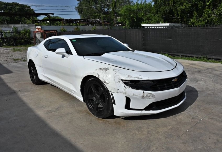 2020 Chevrolet Camaro LT - 1G1FB1RS8L0120012 photo 2