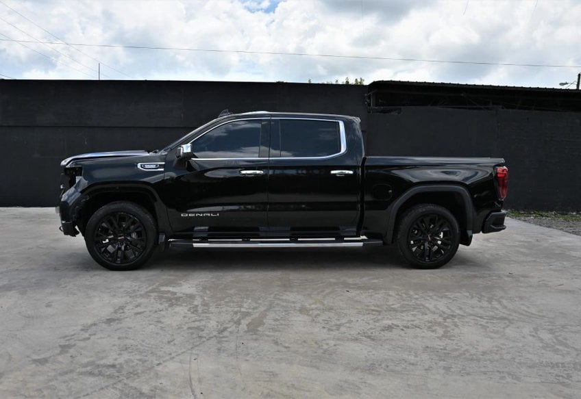 2023 GMC Sierra 1500 Denali - 3GTUUGE85PG182555 photo 5
