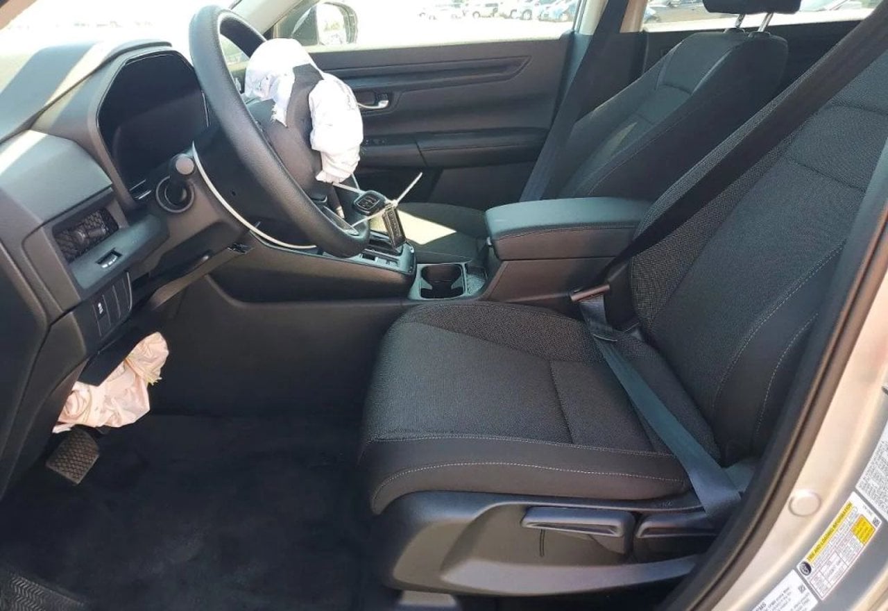2025 Honda CR-V LX - 5J6RS3H27SL010237 photo 18