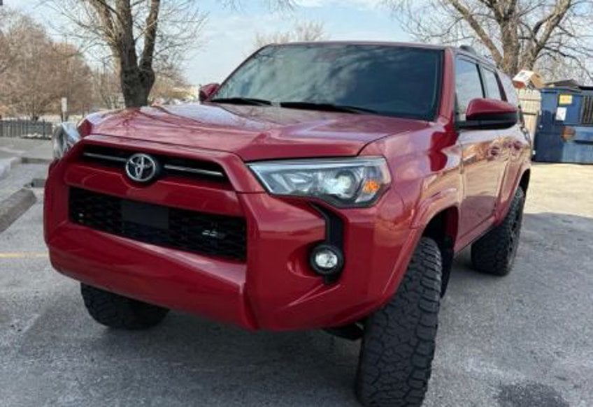 2022 Toyota 4Runner SR5 Sport Utility 4D - JTEMU5JR6N5987936 photo 7