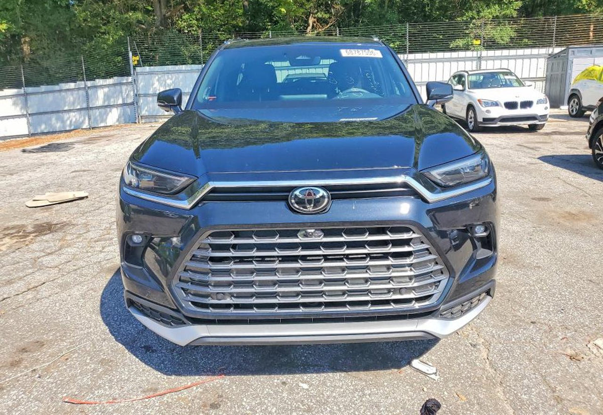 2026 Toyota Grand Highlander Hybrid MAX Limited - 5TDADAB52TS048012 photo 16