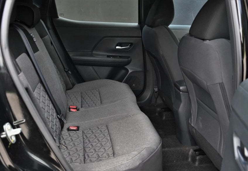 2025 Nissan Kicks SV - 3N8AP6CA3SL306806 photo 16
