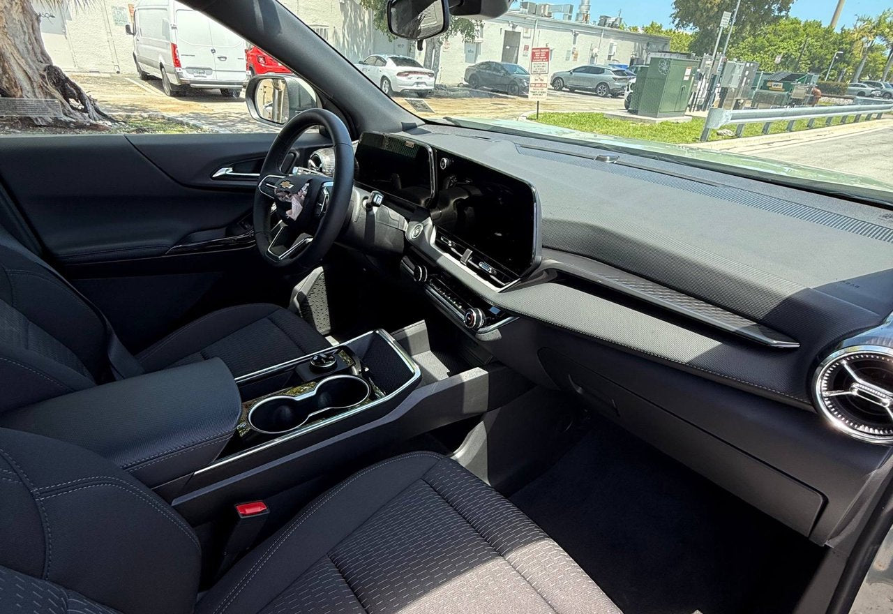 2026 Chevrolet Equinox LT - 3GNAXPEG5TL239542 photo 21