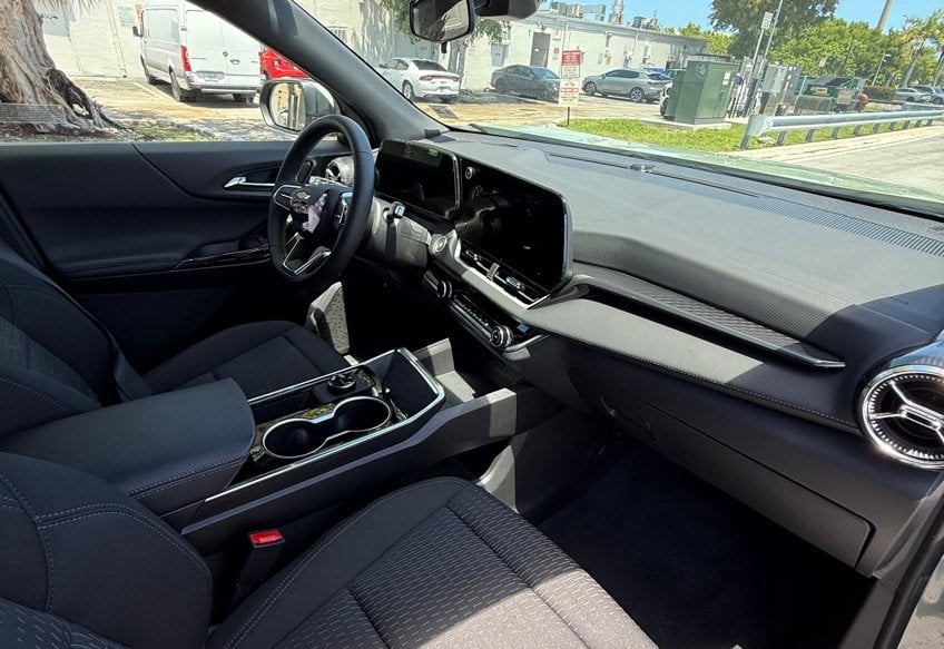 2026 Chevrolet Equinox LT - 3GNAXPEG5TL239542 photo 9