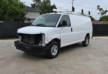 2024 Chevrolet Express 2500 - 1GCWGAF78R1179279 photo 2