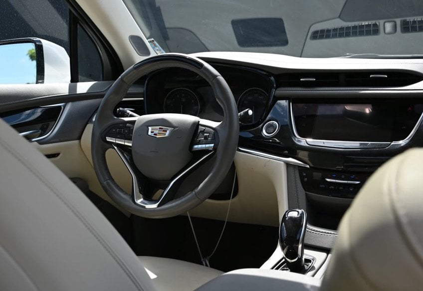 2024 Cadillac XT6 Premium Luxury - 1GYKPDRS8RZ734839 photo 10