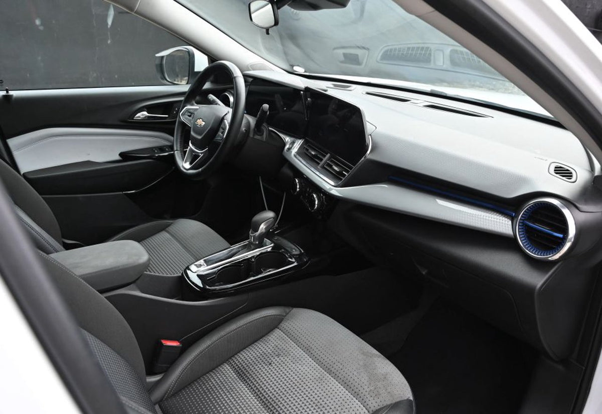 2025 Chevrolet Trax LT - KL77LHEP9SC119819 photo 32