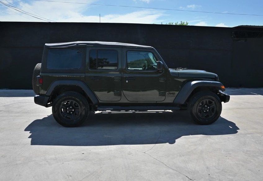 2023 Jeep Wrangler Sport - 1C4HJXDG2PW616774 photo 5