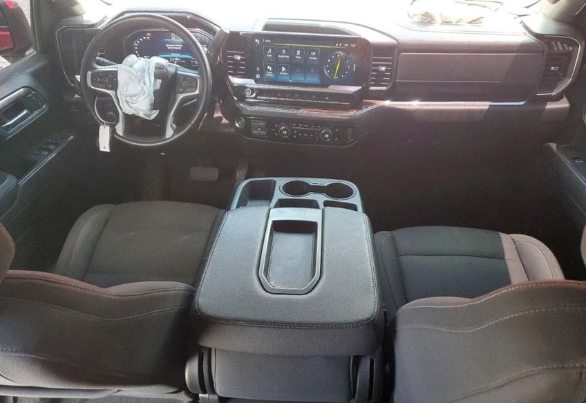 2024 Chevrolet Silverado 1500 LT - 1GCUDDE81RZ282993 photo 8