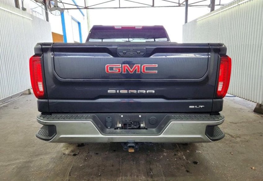 2026 GMC Sierra 1500 SLT Pickup 4D 5 3/4 ft - 1GTPHDED3TZ205905 photo 6